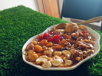 Honey Nut  500gm - 100% Natural Premium মিক্সড বাদাম ও মধুর প্যাক |